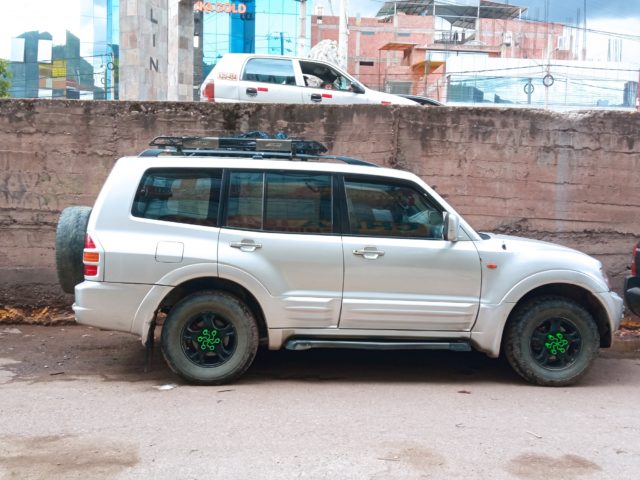 Transporte privado al manu
